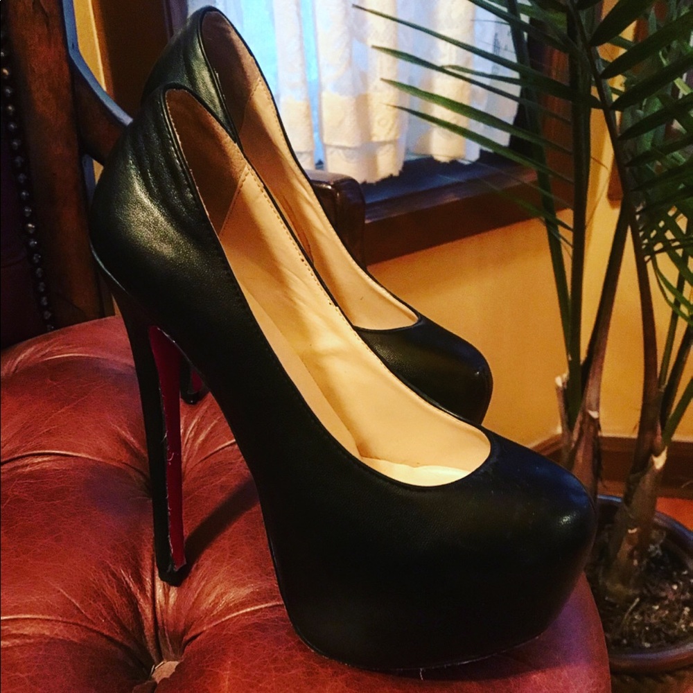 Christian Louboutin *COPY* Heels